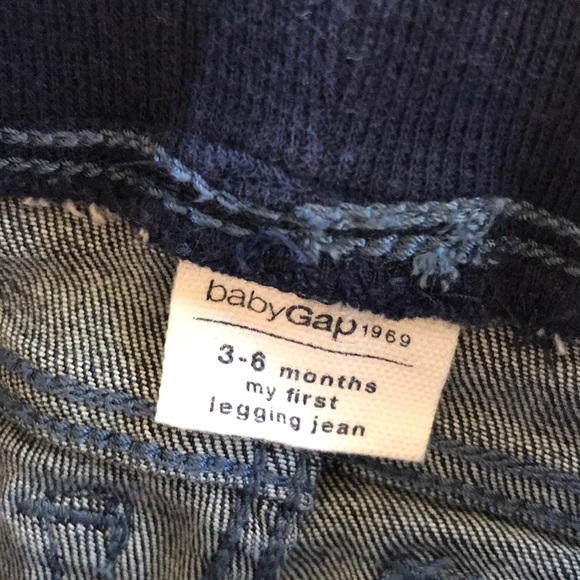 Baby Gap “My First Legging Jeans” 3-6 months - Picture 2 of 3